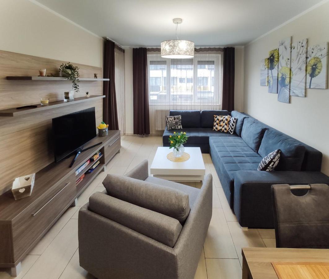 Sárvár Holiday Apartman מראה חיצוני תמונה