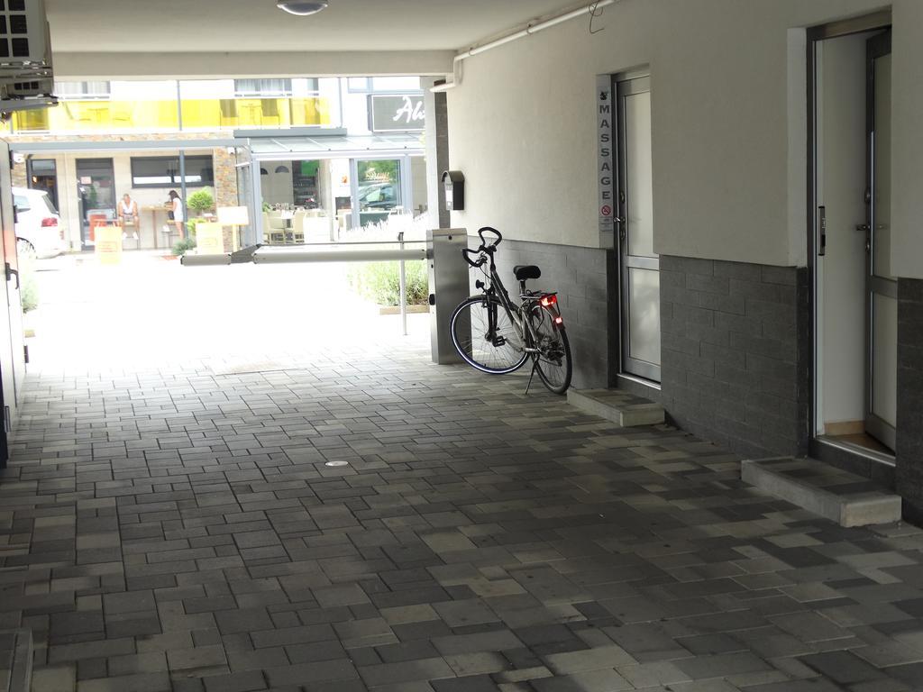 Sárvár Holiday Apartman מראה חיצוני תמונה
